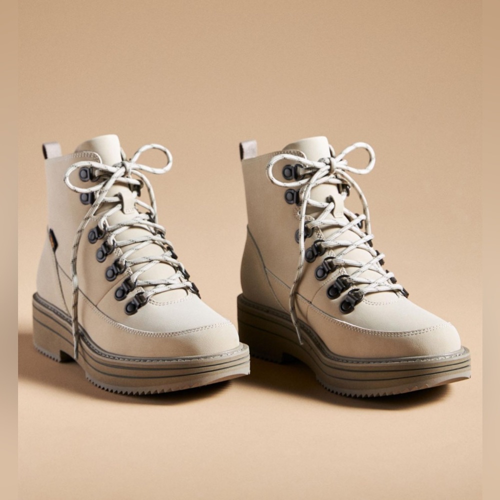 Teva Cream Platform Boots